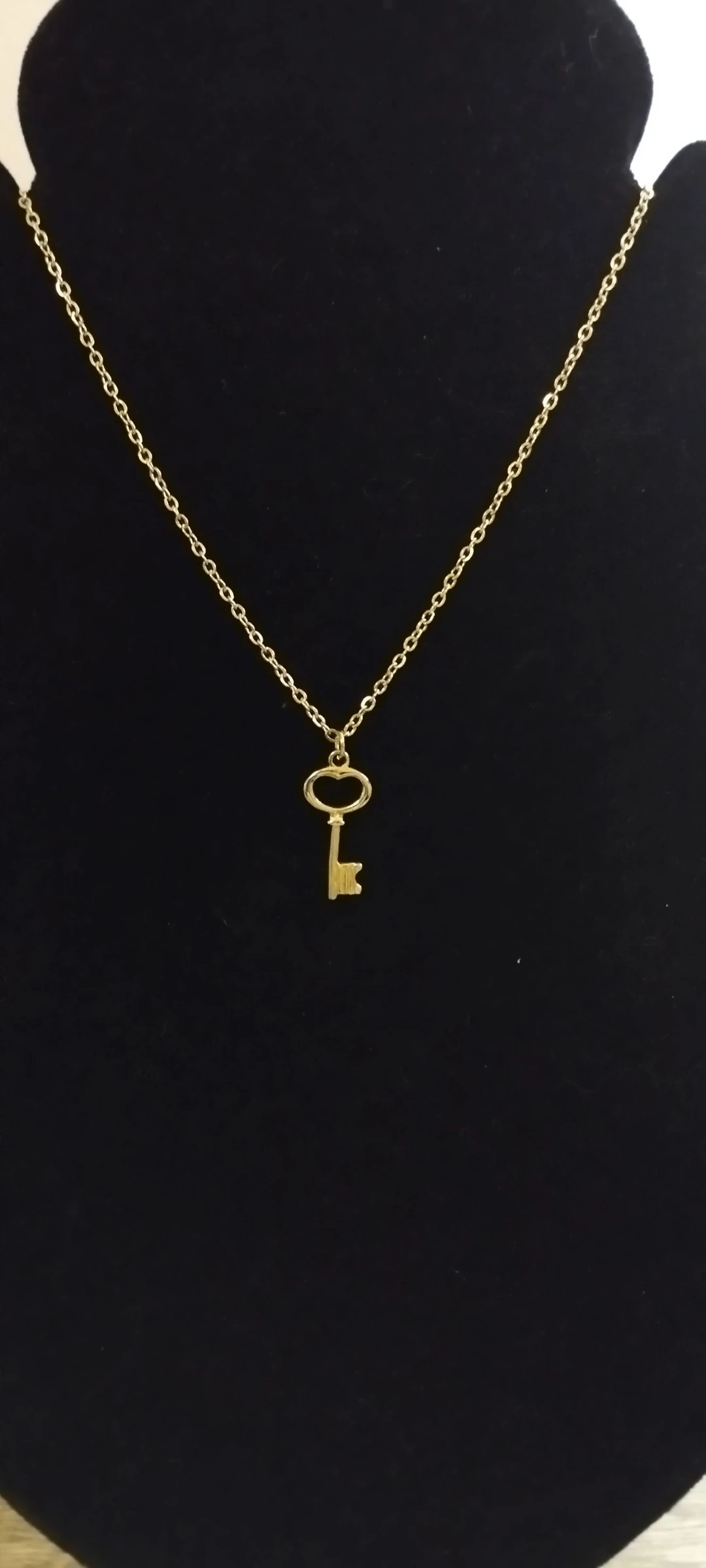 Collier pendentif clé 
